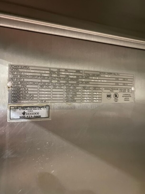 Victory Commercial Single Door Reach In Freezer! All Stainless Steel! On Legs! - Image 8 of 9