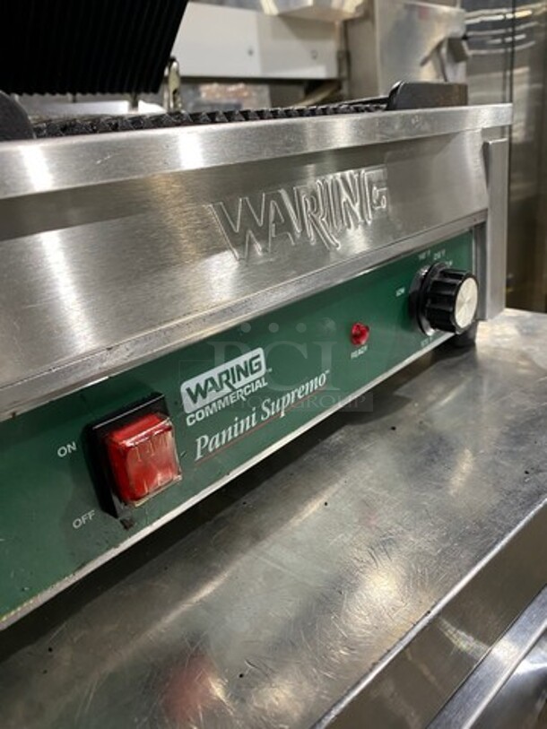 Waring Commercial Countertop Panini/Sandwich Supremo Grill! All Stainless Steel! Press With Ribbed Surface! Model: WPG250 120V - Image 8 of 9