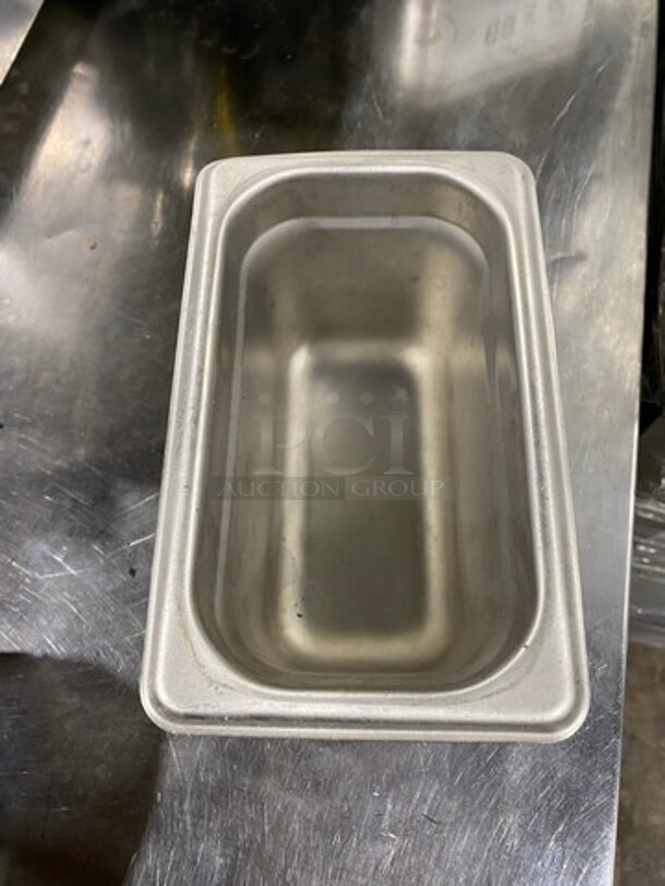 Winco Commercial Steam Table/ Prep Table Food Pans! All Stainless Steel! 4x Your Bid! - Image 3 of 5