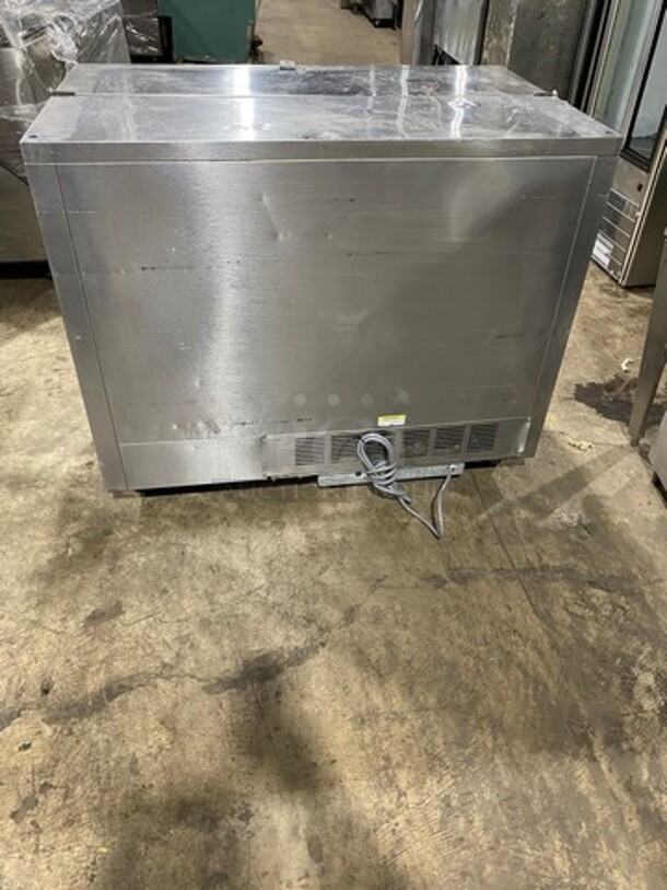 Beverage Air Single Side Access Milk Cooler! Stainless Steel! On Casters! Model: SM49N 115V 1 Phase - Image 3 of 7