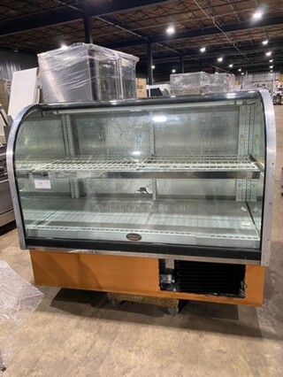 Marc Commercial Refrigerated Deli/Bakery Display Case! With Curved Front Glass! With Sliding Rear Access Doors!