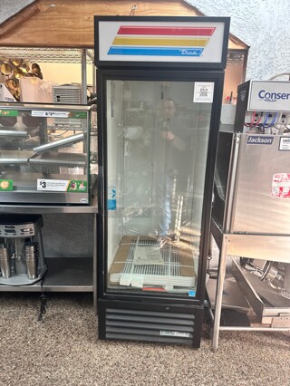 New True GDM-23-HC 27 inch One Section Glass Door Merchandiser, (1) Left Hinged Door, Black, 115v working