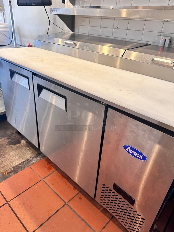 Late Model Atosa MPF8202GR 67 inch Double Section Refrigerated Pizza Prep Table 115 Volt Working - Image 4 of 8