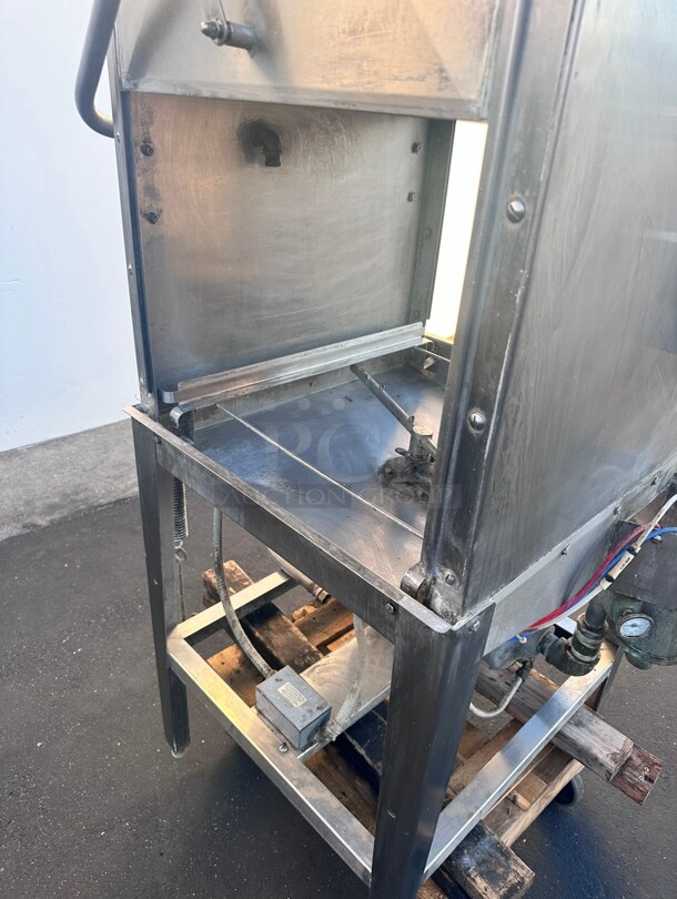 CMA ADS Dishmachines  Low Temp Door Type Dishwasher w/ 40 Racks/Hr, 115v Tested and Working - Image 7 of 9