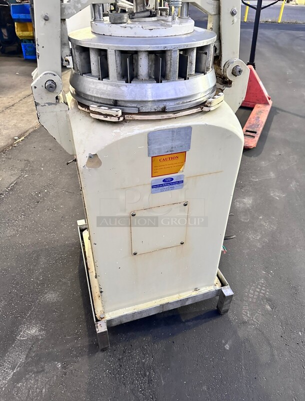 Working ABS SM-1136 Divider Rounder 36 Part, Used Excellent Condition 220 Volt 3 Phase  - Image 4 of 8