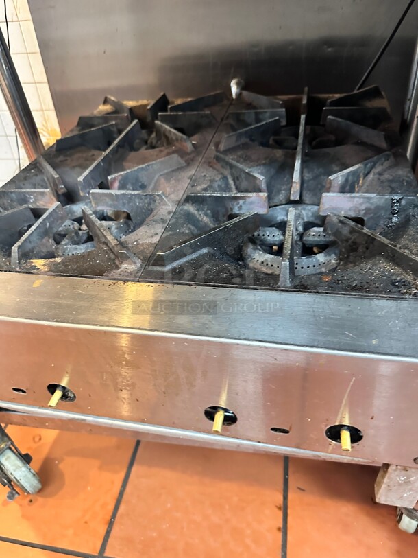 Wolf Commercial Gas 4 Burner Tested and Working - Image 4 of 4
