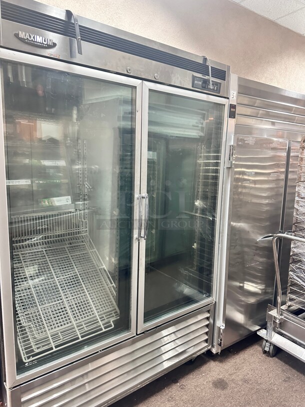 Turbo Air MSR-49G-2 2 Glass Door Refrigerator Merchandiser 49 cu. ft. 115 Volt - Image 5 of 7