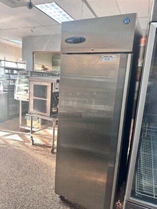 Late Model Hoshizaki CR1S-FSL Steelheart 28 inch One Section Reach In Refrigerator, (1) Left Hinge Solid Door, 115v Wokring