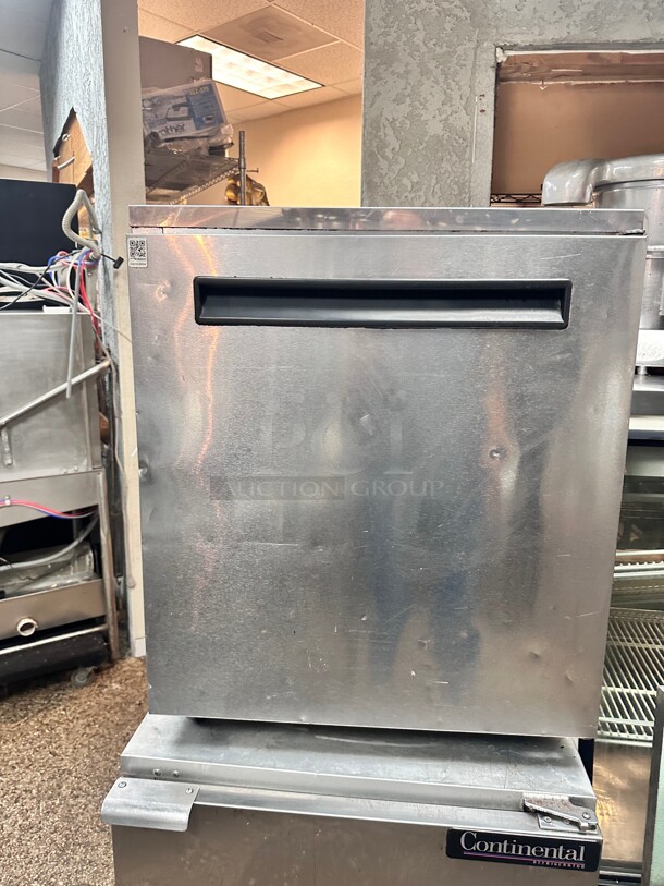 Delfield Undercounter Refrigeration 115 Volt Working - Image 6 of 8