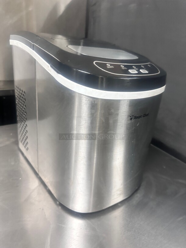 Magic Chef 27 lbs. Portable Countertop Ice Maker in Stainless Steel 115 Volt - Image 1 of 5