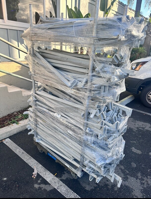 Cambro Commercial Racks NSF - Image 3 of 3