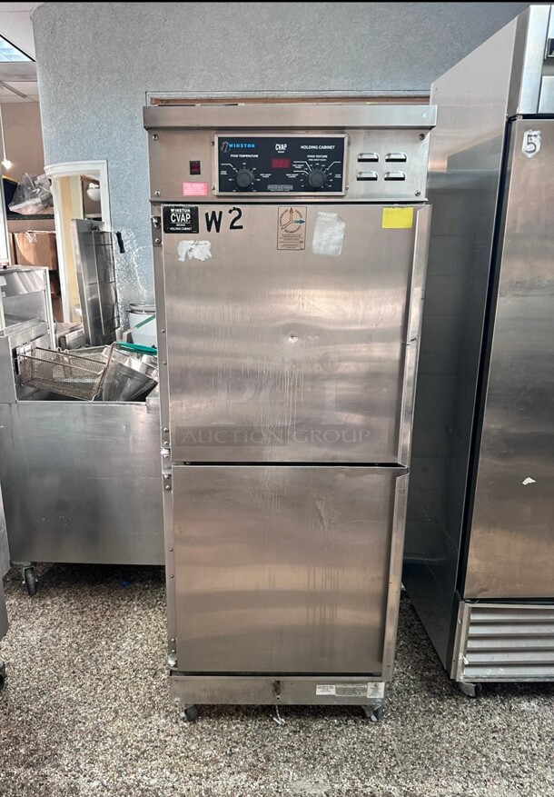 New Winston HOV3-14UV Full Height Insulated Mobile Heated Cabinet w/ (14) Pan Capacity - Right Hinge, 120v Working - Image 2 of 9