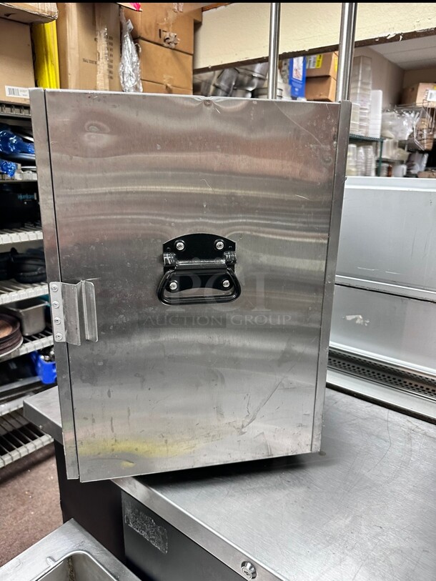 Forbes Commercial Mobile Holding Warm Box - Image 9 of 9