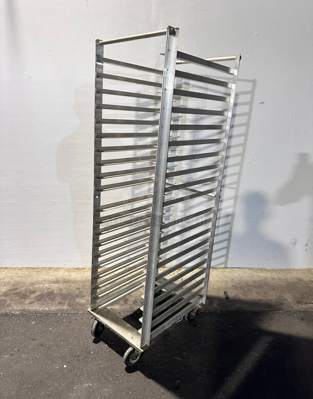 Lakeside 8522 20 inch W 18 Sheet Pan Rack w/ 3 inch Bottom Load Slides - Image 1 of 7