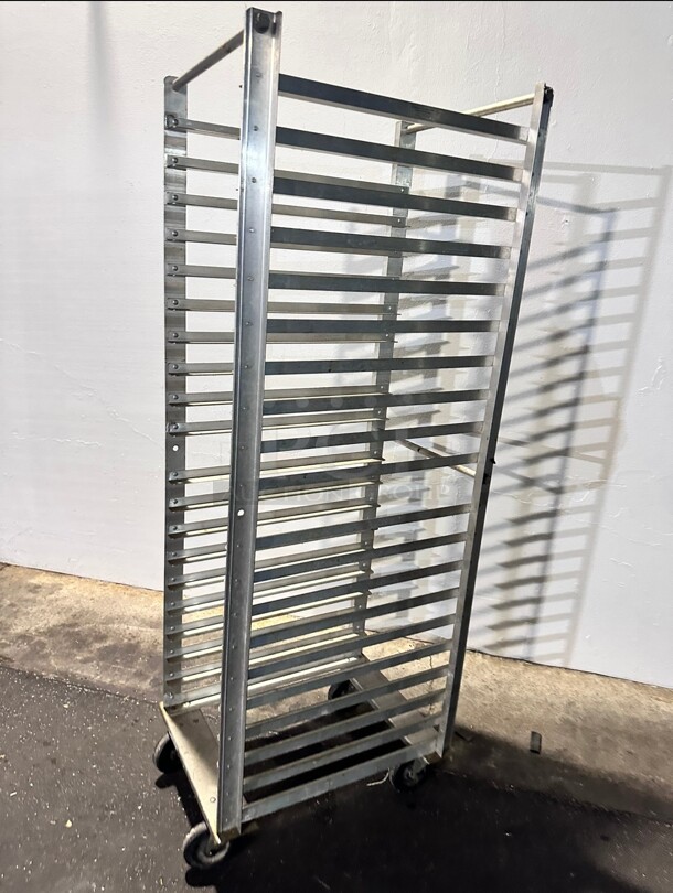 Lakeside 8522 20 inch W 18 Sheet Pan Rack w/ 3 inch Bottom Load Slides - Image 3 of 7
