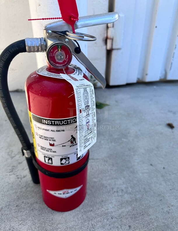 Amerex B500 ABC Dry Chemical Fire Extinguisher 2A-10 BC Rated, 5 lb. - Image 2 of 3