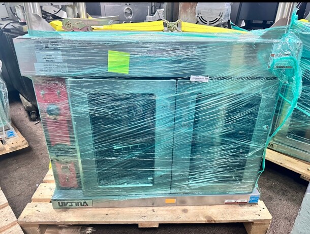 New Vulcan VC4GD Single Full Size Commercial Natural Gas Convection Oven - 50,000 BTU -First Picture Is a Stock- - Image 4 of 5