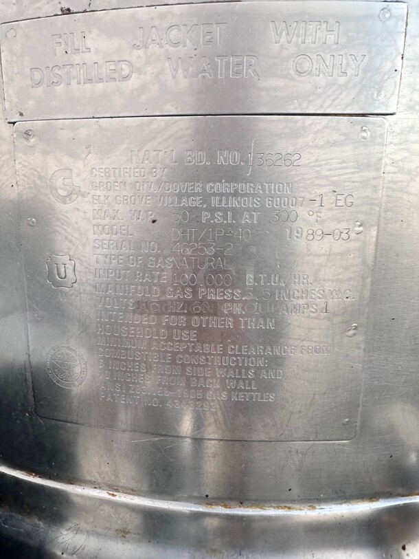 Working Groen DHT/40 40 gal Steam Kettle - Manual Tilt, 2/3 Jacket, Natural Gas Rare Find On Pallet and Ready Ship  - Image 5 of 6