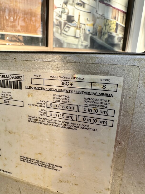 Late Model Pitco 35C+S Fryer, gas, floor model, 35-40 lb. oil capacity, stainless steel tank, door Working - Image 6 of 8