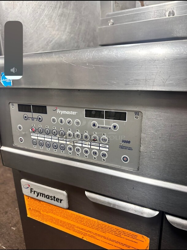 Late Model Frymaster FPGL230CA  Gas Fryer Battery w/ Built-in Filtration
(2) 30 lb capacity Working - Image 7 of 7