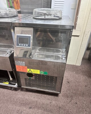 Late Model Florntia SL1 Churning Batch Freezer Gelato Machine w/ (1) 15 qt Flavor Hopper, 220v Working