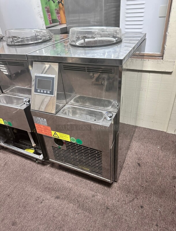 Late Model Florntia SL1 Churning Batch Freezer Gelato Machine w/ (1) 15 qt Flavor Hopper, 220v Working - Image 2 of 10