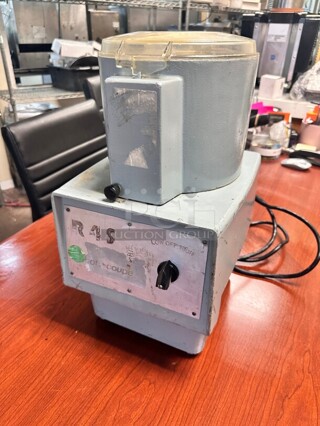 Working Heavy Duty Robot Coupe R4S 2 Speed Continuous Feed Commercial Food Processor w/ 4 1/2 qt Bowl, 120v 'Missing Blade'