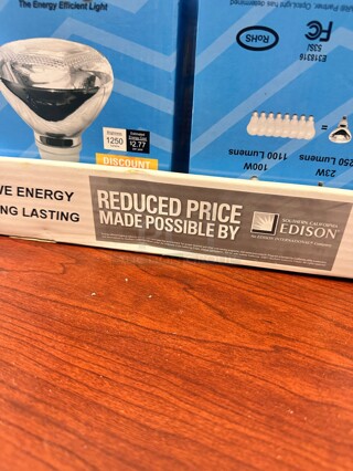 New BRAND NEW OPTOLIGHT CFL Bulbs 23W = 100W equivalent Model# OP-R38-23W 120V Working