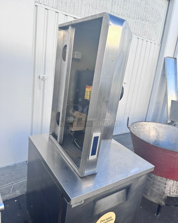 Commercial 36 inch Stainless Steel Hood System With Built in Exhaust Fan - Image 3 of 9