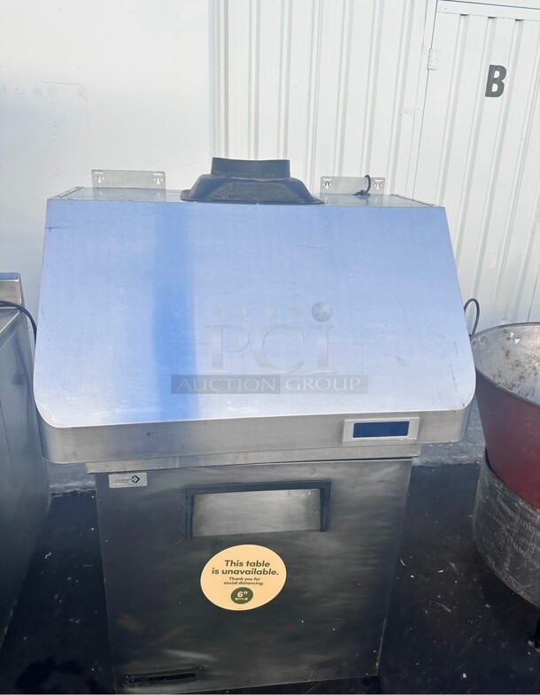 Commercial 36 inch Stainless Steel Hood System With Built in Exhaust Fan - Image 8 of 9