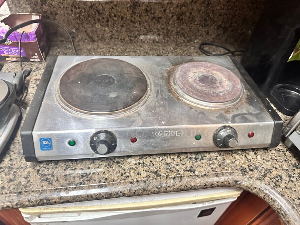 Waring WDB600 19 inch Electric Hotplate w/ (2) Burners & Infinite Controls, 120v Only Right Side  Burner Works - Image 5 of 6