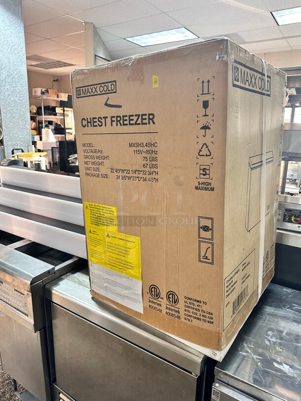 New In Sealed Box MaxxCold MXSH3.4SHC Maxx Cold Chest Freezer 3.4 Cu. Ft. 11.2°F To -1°F Temperature Range 115 Volt  - Image 3 of 7