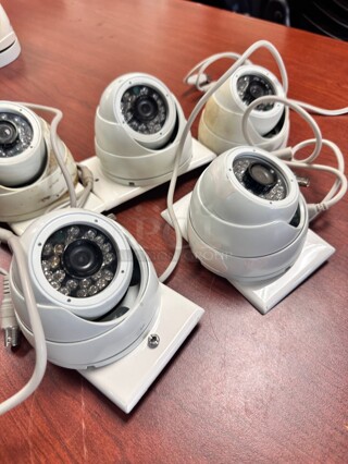 Color Infrared Camera W-DI9024H/W/2.8 Super WHITE DOME SECURITY COLOR CAMERA
