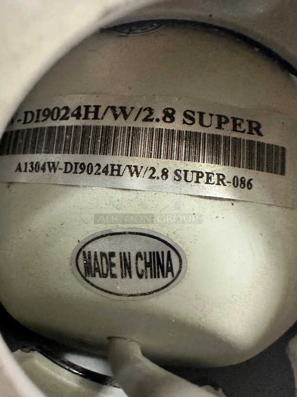 Color Infrared Camera W-DI9024H/W/2.8 Super WHITE DOME SECURITY COLOR CAMERA - Image 3 of 5