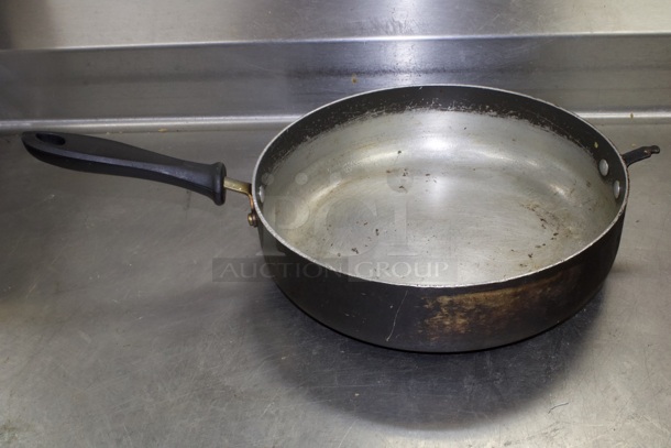 20 Piece Combo Set!! Pan, Serving/Portion Spoons & Pan. 20x Your Bid
 - Image 6 of 8
