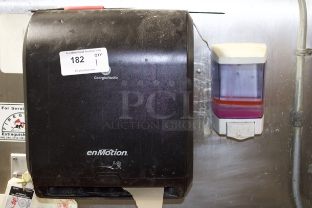 Georgia-Pacific enMotion Hands Free Paper Towel Dispenser & Soap Dispenser.  - Image 1 of 1