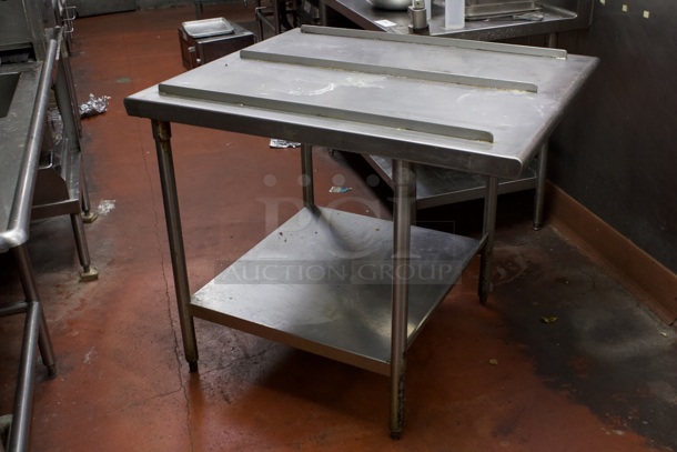 Steel Table With Rails And Under-Shelf. 42x36x36 - Image 3 of 5