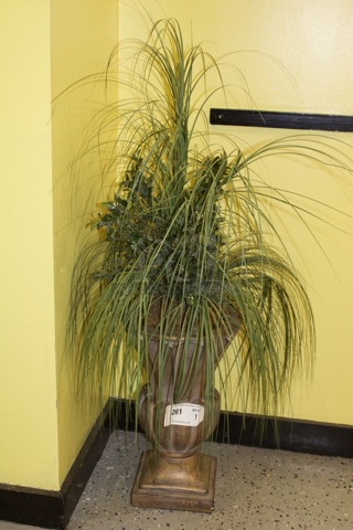 ULTRA REALISTIC! Artificial Plant In Decorative Pot.