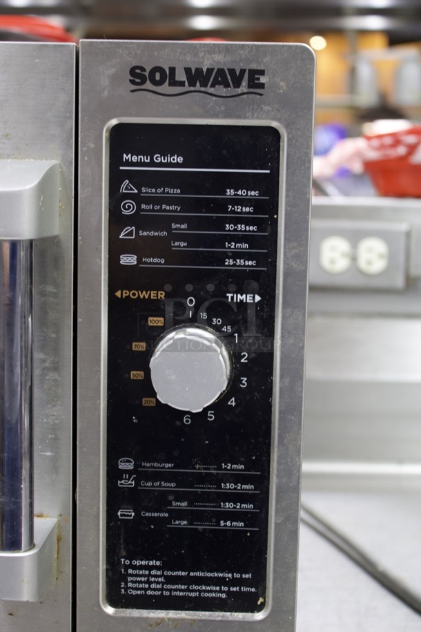 Solwave 1000W Stackable Commercial Microwave with Large 1.2 cu. ft. Interior and Dial Controls - 120V - Image 10 of 11