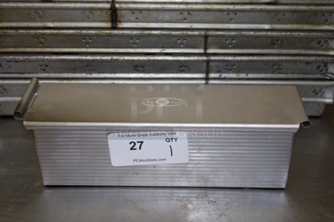 USA Pan Large Pullman Loaf Pan with Cover. Outer Dimensions: 14.5 x 4.75 x 4 Baking Surface Dimensions: 13 x 4 x 4