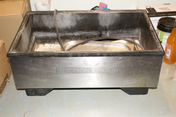 Vollrath 71001 Cayenne Full Size Countertop Warmer with Stainless Steel Exterior - 120V, 700W - Image 2 of 5