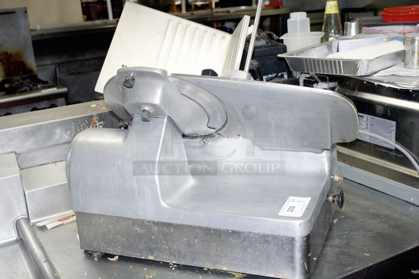Hobart 1712 Automatic 2-Speed Deli Slicer In Perfect Working Order. 115v, 60hz, 1ph, 6.7 Amp - Image 5 of 7