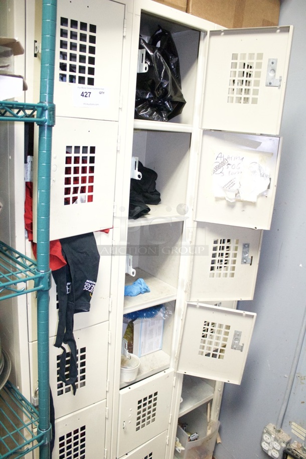 18 Hole Locker. Missing (2) doors a the bottom.  - Image 1 of 1