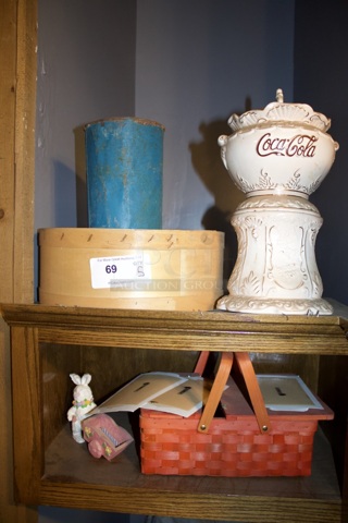 VINTAGE Decorations. 5x Your Bid