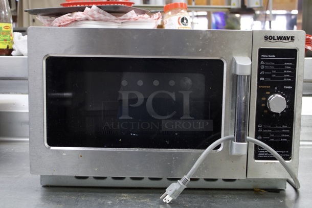 Solwave 1000W Stackable Commercial Microwave with Large 1.2 cu. ft. Interior and Dial Controls - 120V - Image 2 of 11