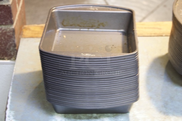 Wilton Perfect Non-Stick Steel Cake Pan 25x Your Bid  - Image 2 of 3