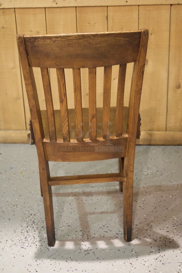 BEAUTIFUL! Set Of 4 Solid Wood Vertical Ladder Back Chairs. 18x13x35  
4x Your Bid.                      
some chairs are darker than others. - Image 5 of 5
