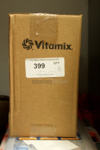 NEW IN THE BOX!! Vita - Mix 015978 48 Ounce Container Kit