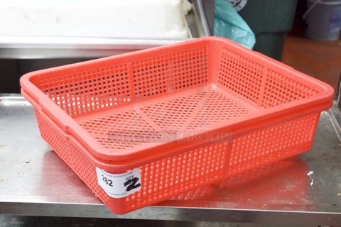 Thunder Group 21 3/4" X 17" COLANDER/Basket, PLASTIC. 2x Your Bid