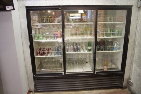 True GDM-69 3 Door Glass Merchandiser, 120v. Tested, Working. 78x30x79
